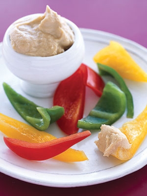 2tbsp Hummus and 2 Slices of Red Pepper - 50 Calories