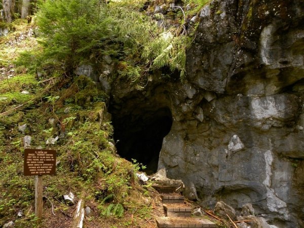 El Capitan Cave, USA