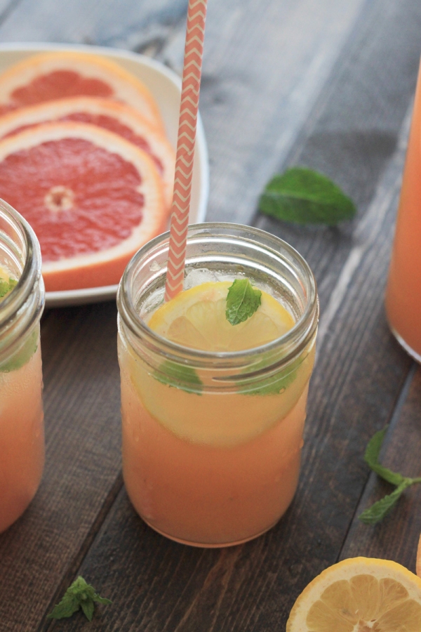 Honey Grapefruit Lemonade