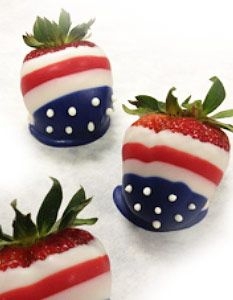 Add Patriotic Strawberries to Your Picnic Table This Fourth of July