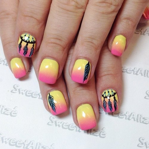 The Fiercest Feather Nail Art You'll Ever See ...