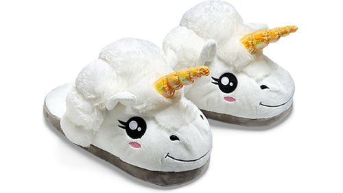 footwear, shoe, stuffed toy, product, slipper,