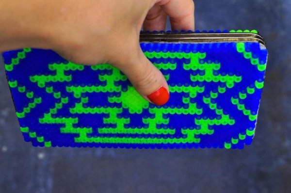 Perler Clutch