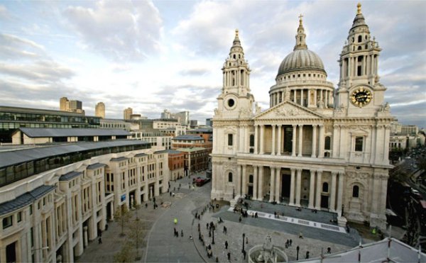 Symbol of War-time Defiance: St. Paul's Cathedral in London, UK