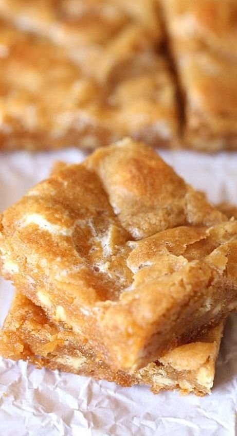 Marshmallow Blondies