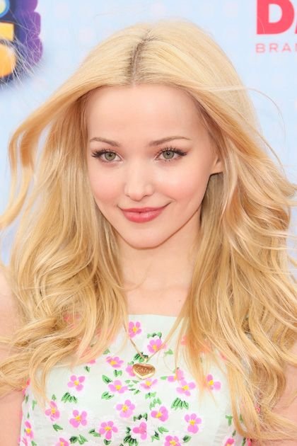 Dove Cameron's Windswept do