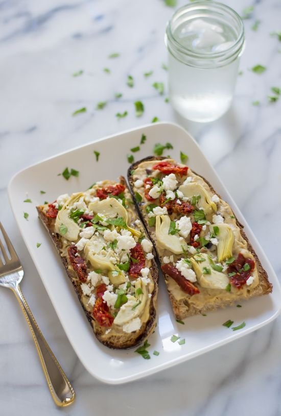 Sundried Tomato, Artichoke and Hummus Tartines