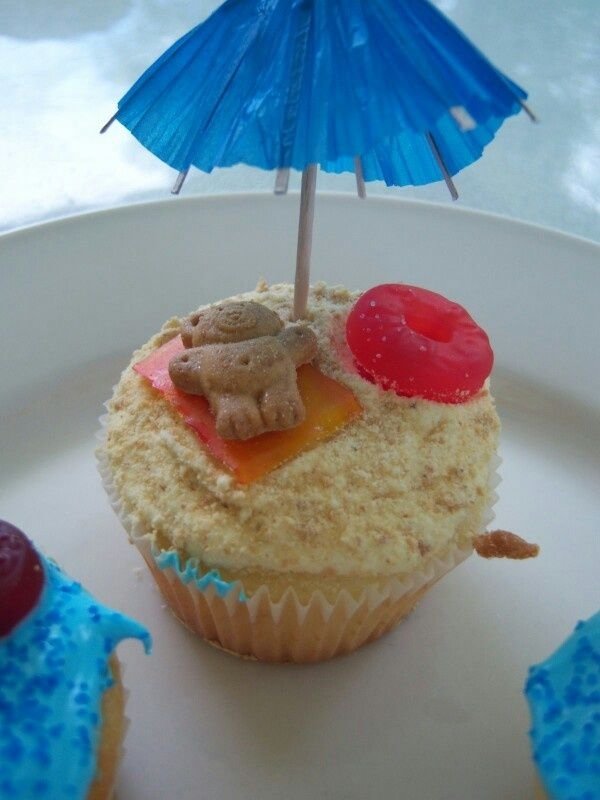 Beach Cupcakes