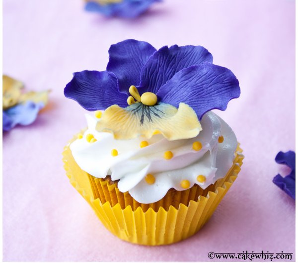 Pansy Cupcake