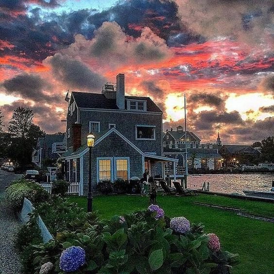 sky, house, residential area, estate, evening,