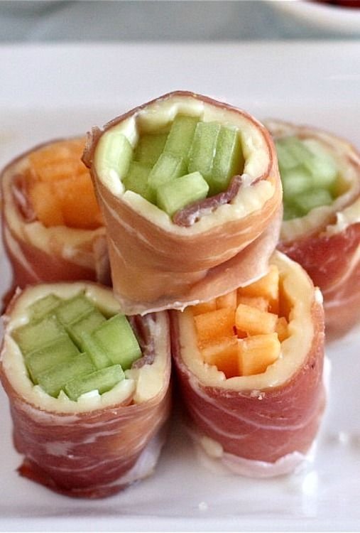 Prosciutto, Brie and Melon Sushi Rolls