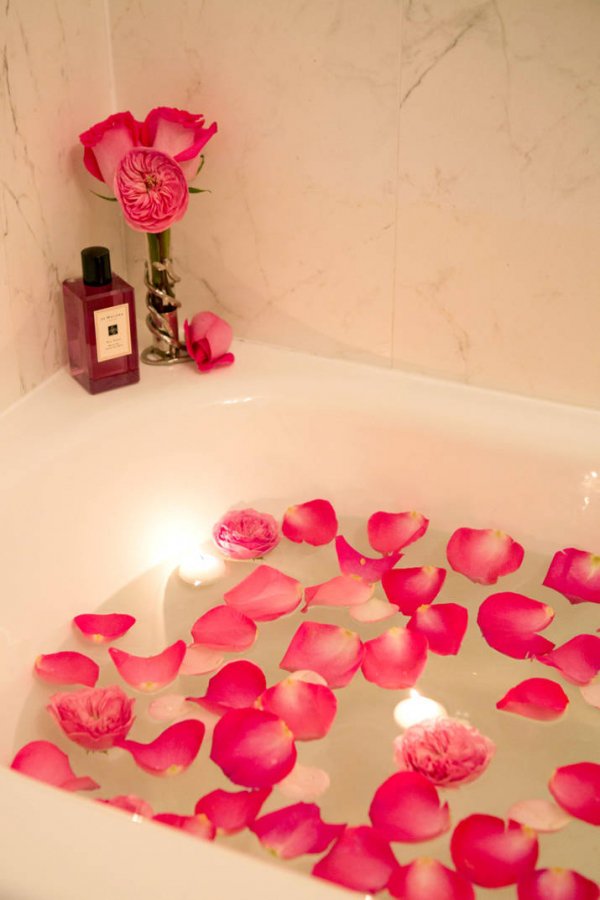 Treat Yourself to a Rose Petal Bath