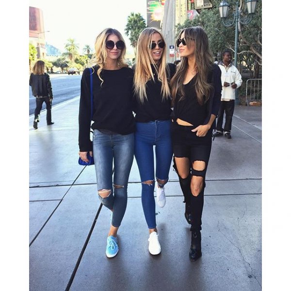 footwear, clothing, leg, thigh, fashion,