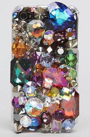 jewellery,bead,fashion accessory,art,glass,