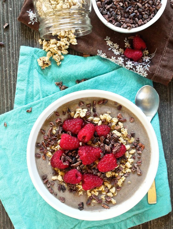 Vanilla Raspberry Smoothie Bowl