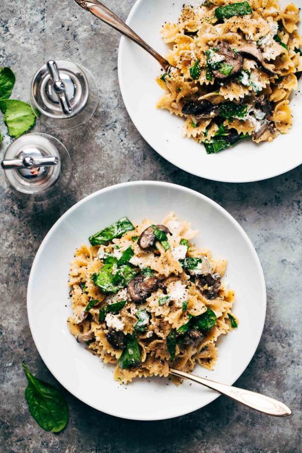 Date Night Mushroom Pasta with Goat Cheese