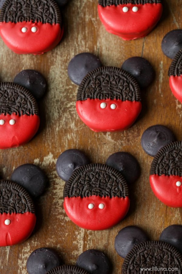 Red, Cookie, Snack, Dessert, Sweetness,