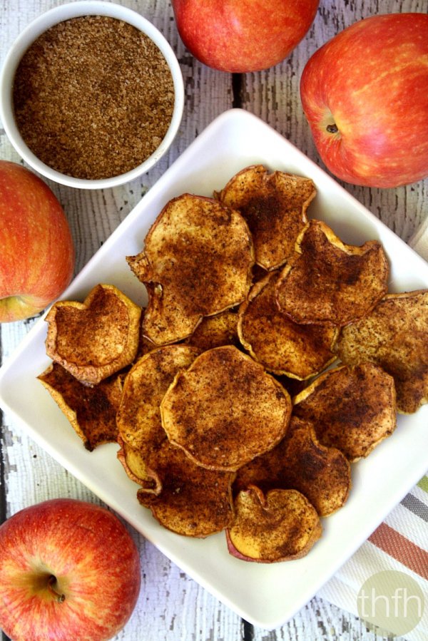 Clean Eating Cinnamon Vanilla Apple Chips