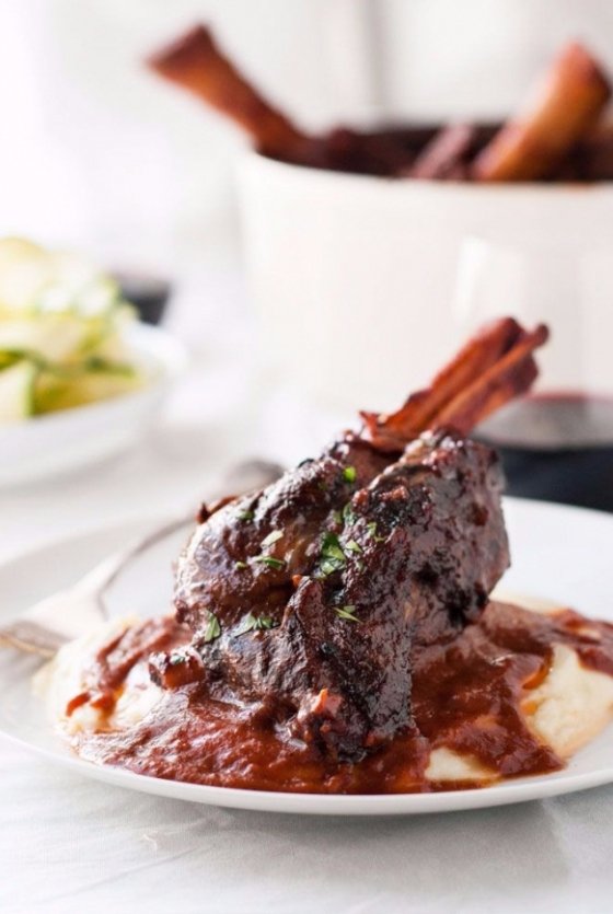 Slow Cooked Lamb Shanks in Red Wine Sauce