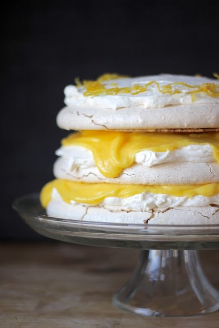 Lemon Curd & Mascarpone Vanilla Bean Pavlova