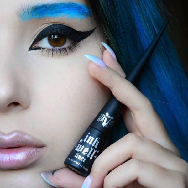 eyebrow, blue, eyelash, cosmetics, eye shadow,