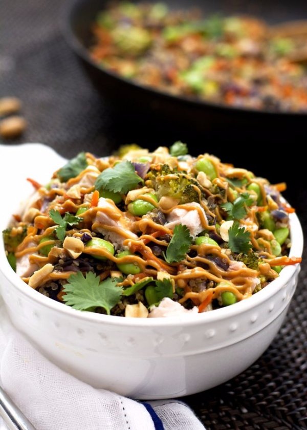 One Pot Thai Quinoa Bowl Chicken and Spicy Peanut Sauce