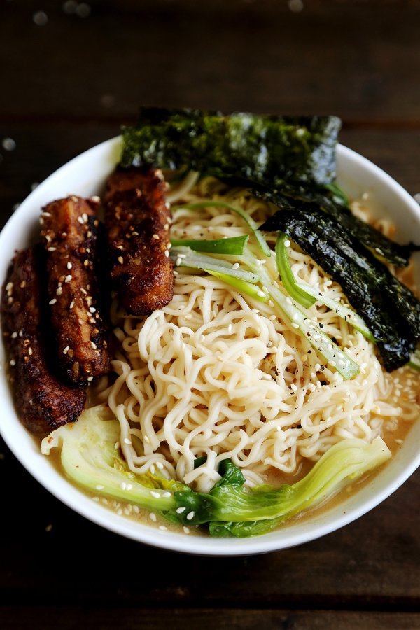 Sesame Ramen with Roasted Tempeh and Seaweed