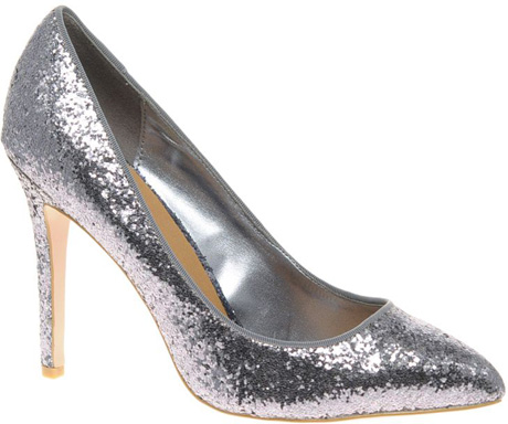 7 Sexy Silver Shoes for Those Nights out ...