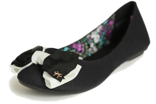 Tres Doux Flats in Black