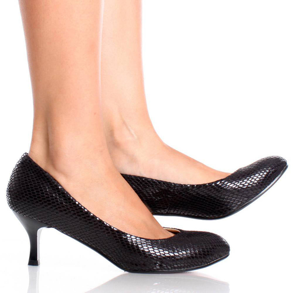 7 Classy Heels For Girls Still In Middle And High School