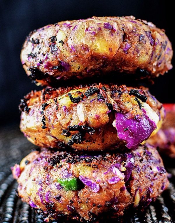 Potato Red Cabbage Burgers