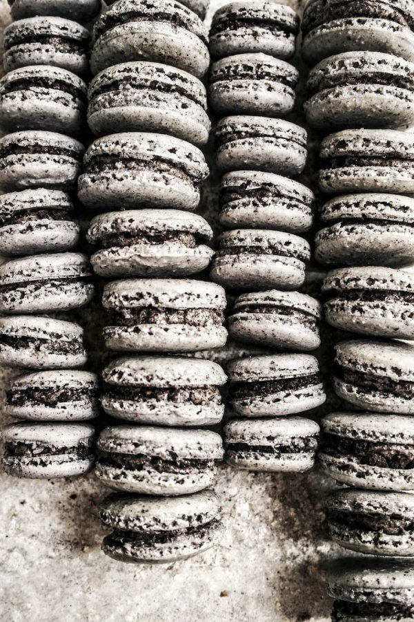 Oreo Macarons