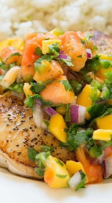 Pan Seared Mahi Mahi with Mango Papaya Salsa