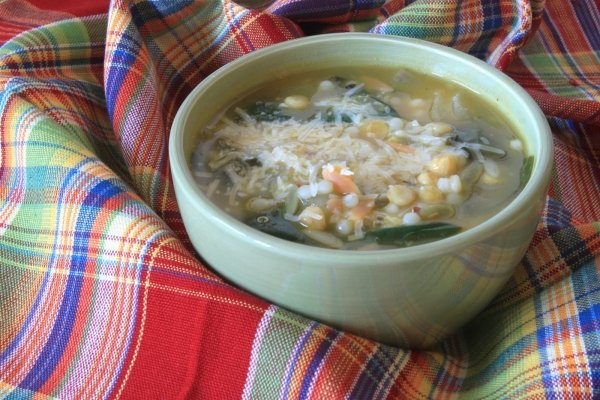 Israeli Couscous, Lemon, and Spinach Soup