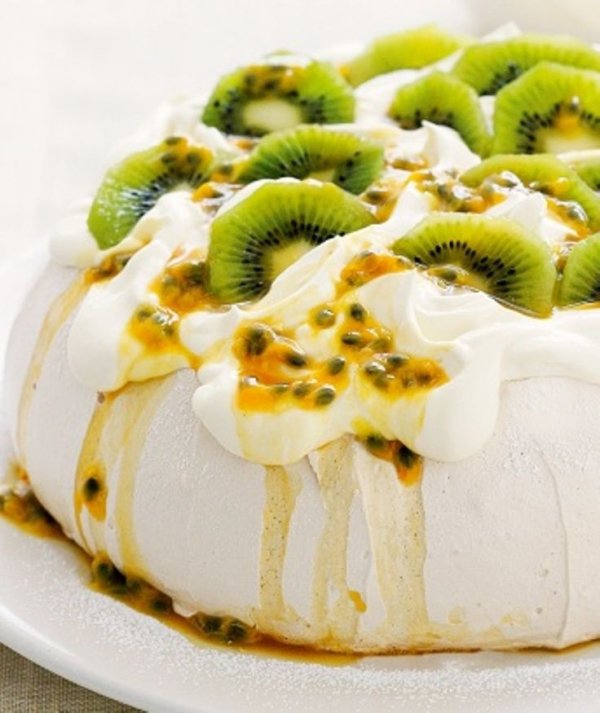 Kiwi Passionfruit Pavlova