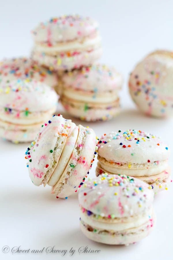 macaroon, buttercream, dessert, icing, sweetness,