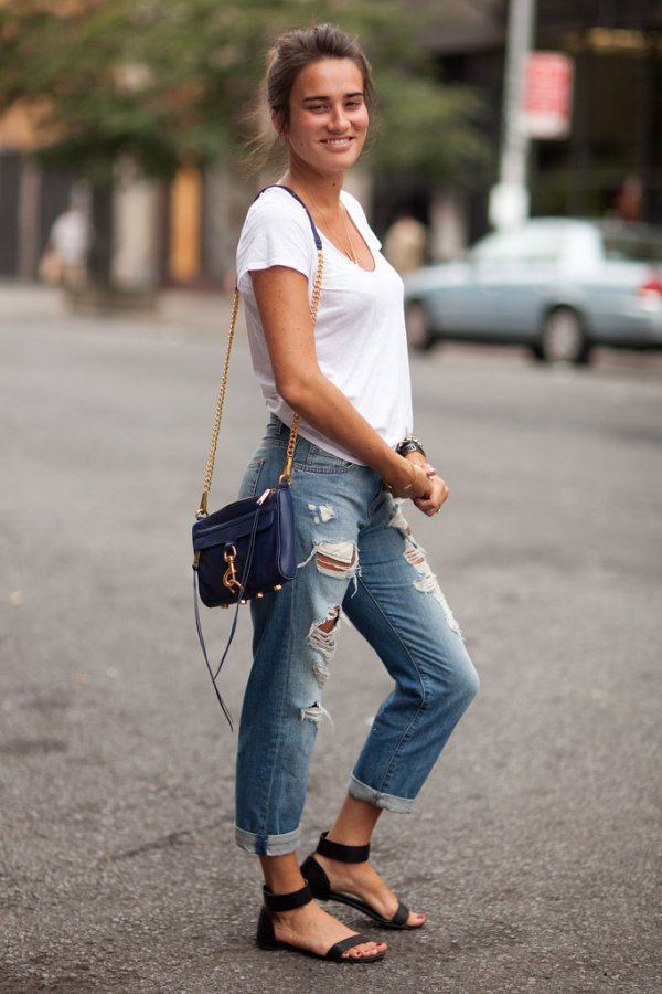 Boyfriend jeans hot sale and shirt