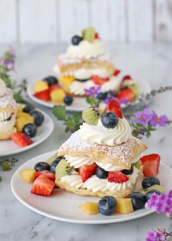 Lemon Cream Puffs with Fresh Fruit