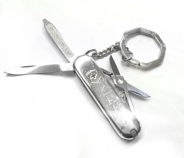 knife, multi tool, hardware, cold weapon, keychain,