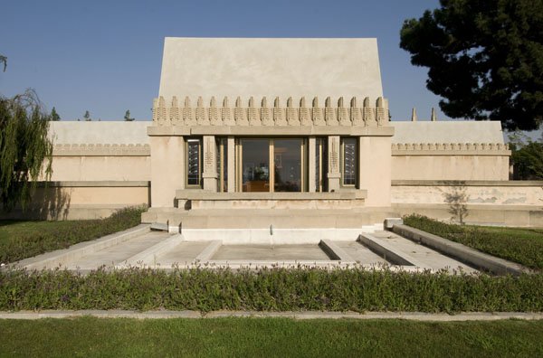 Hollyhock House