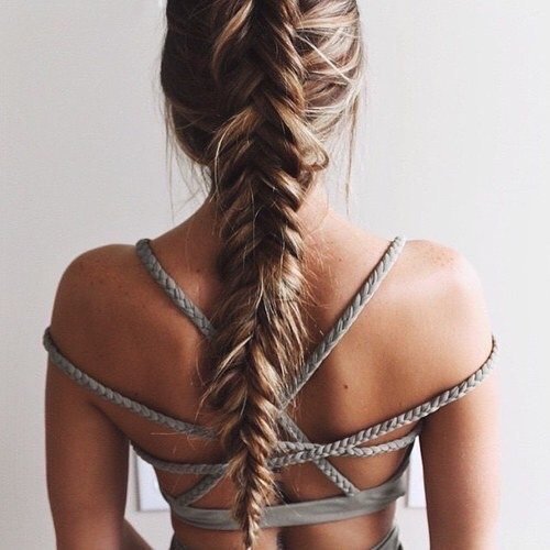 Rock a Messy Braid to Avoid Using Hair Products