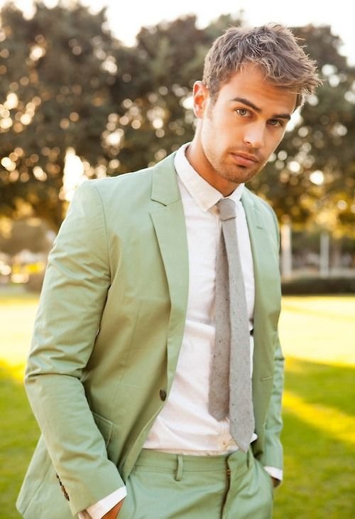 Theo James