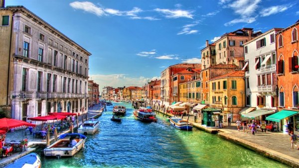 Get Lost along the Waters of Venice, Italy