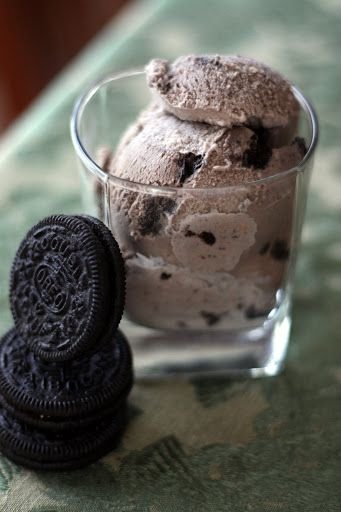 Peanut Butter Oreo Ice Cream