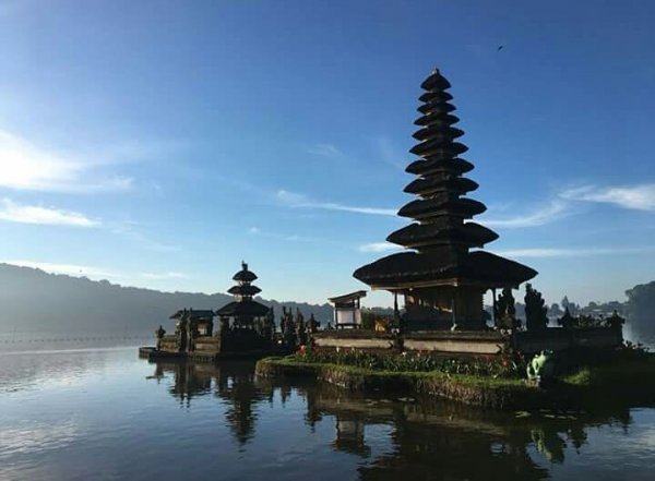 chinese architecture, historic site, tourist attraction, pagoda, sky,