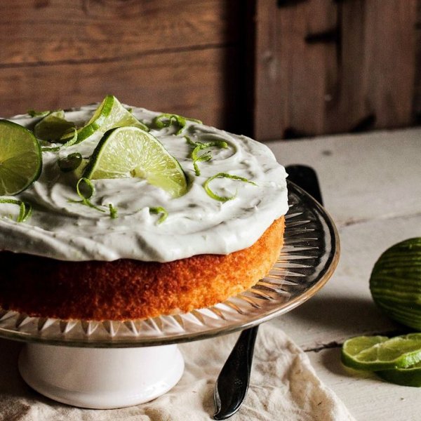 Boozy Margarita Lime Cake