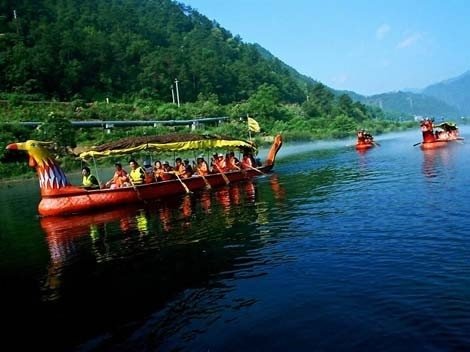 Dragon Boat Racing