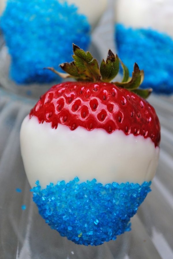 4th of July Dipped Strawberries