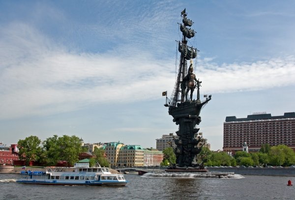 Peter the Great, Moscow River