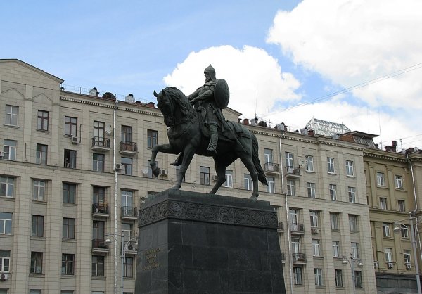 Yuri Dolgoruky, Tverskaya Street